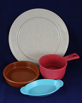 Thermoset colored dishes